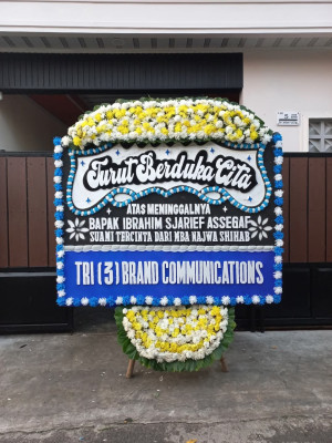 Papan Bunga Duka di Pahlawan